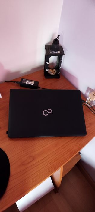 FUJITSU Notebook LIFEBOOK A555