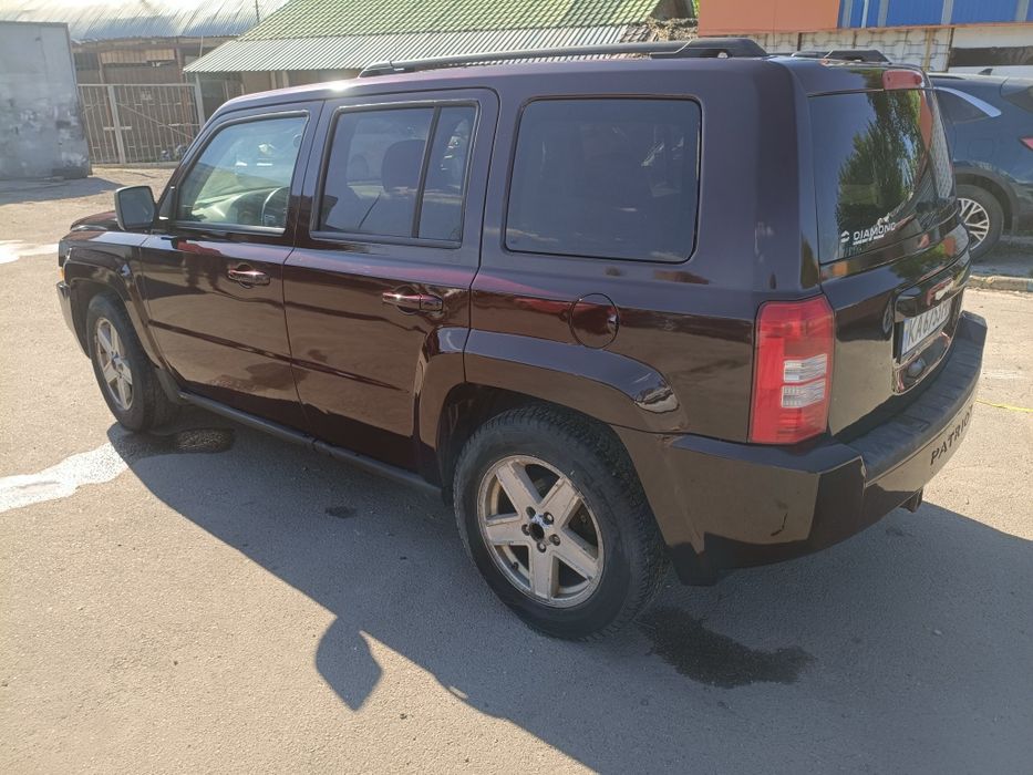 Джип патріот 2.4газ.акпп