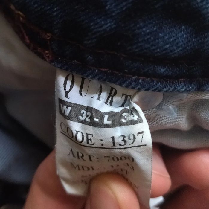 Мужские джинсы с манжетами 34 р.