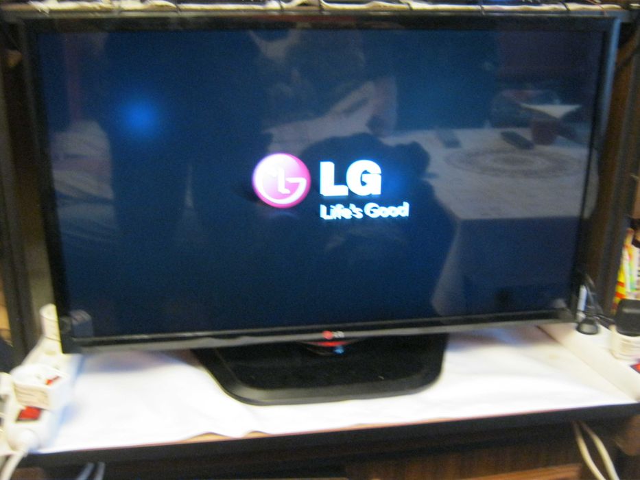 Telewizor 32 całe LG