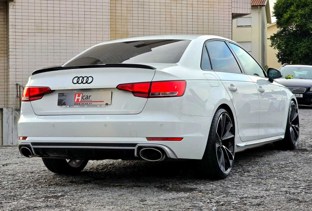 AUDI A4 LIMOUSINE B9 S LINE 2.0TDI 150CV “LOOK RS4”