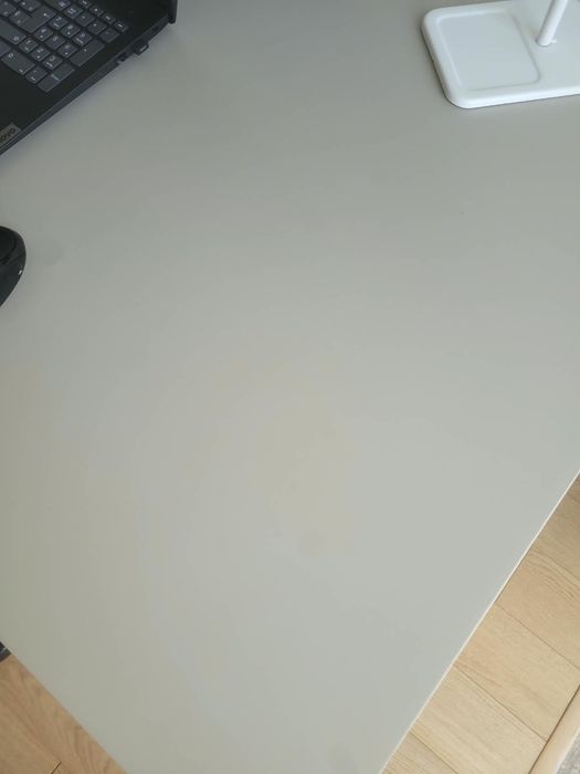 Secretária  Ikea