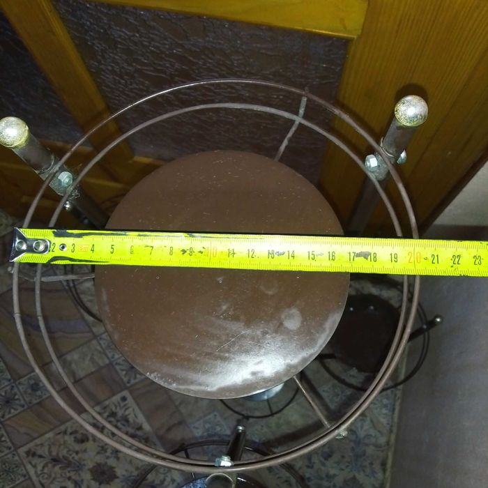 Підставка під вазони квіти