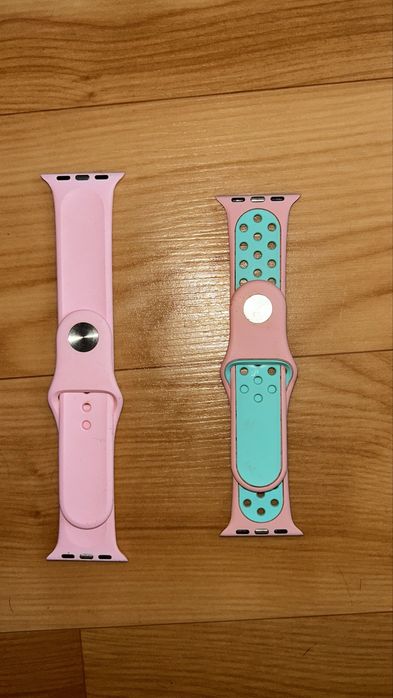 2 ремешка на Apple Watch