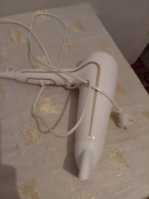 Фен для волос Philips Dry Care Advanced, белый (HP8232/00)