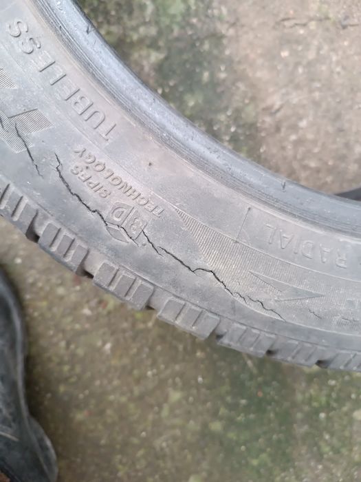 Резина 225/45р17