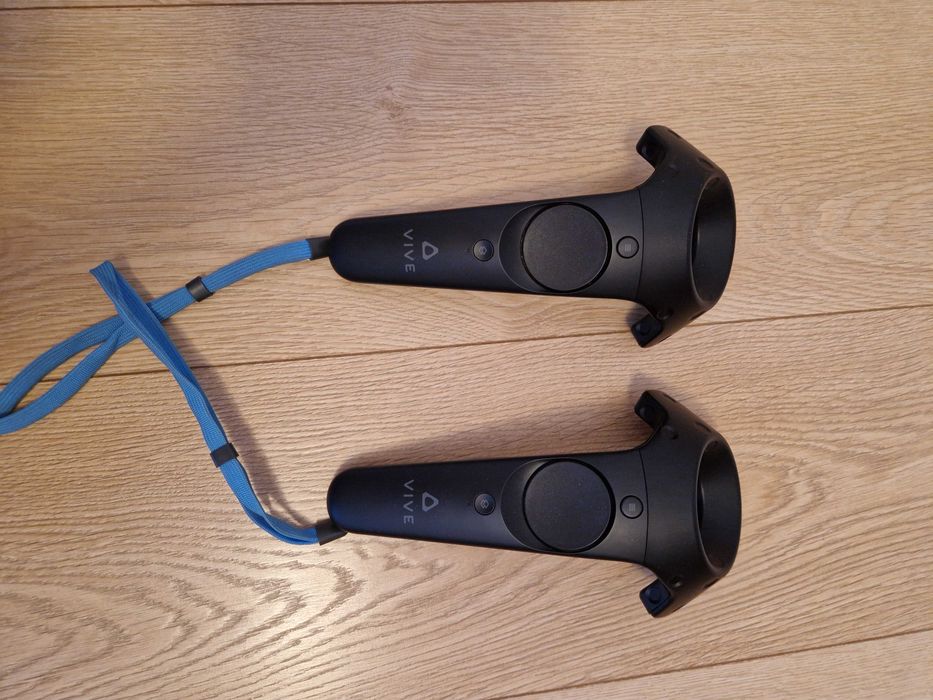 HTC Vive Cosmos Elite VR