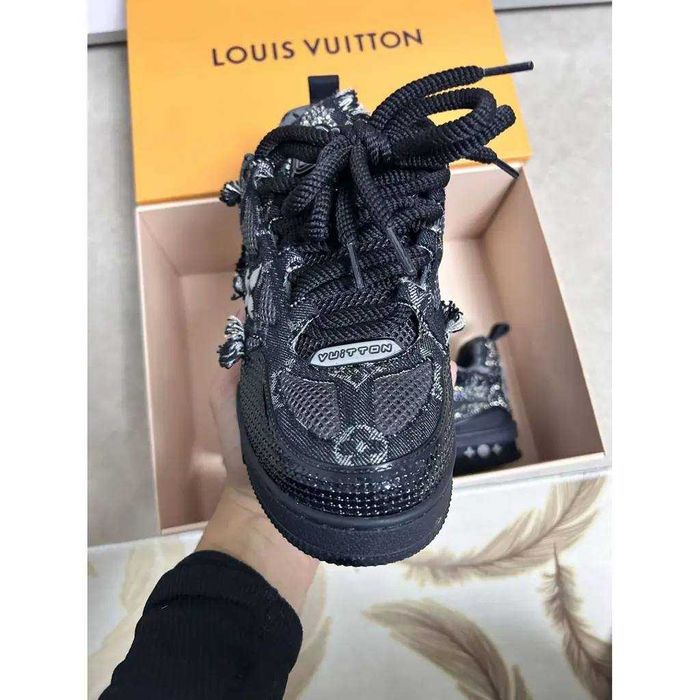 (БЕЗ ПЕРЕДОПЛАТИ)Louis Vuitton Skate Swarovski луї віттон скейт чорні