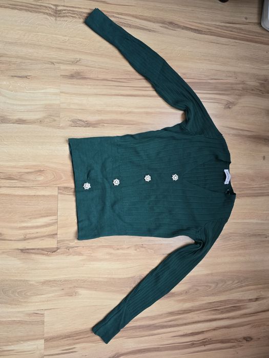 Zielony sweter elegancki