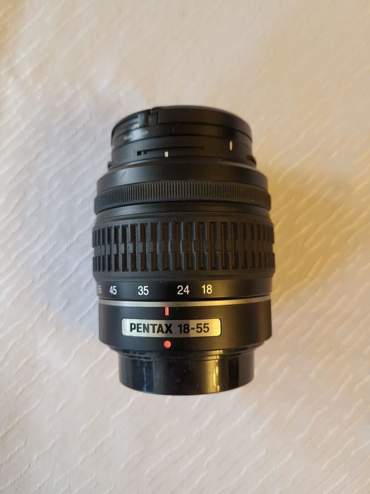 Pentax k-r body + 3 x obiektyw +  Lampa błyskowa Metz