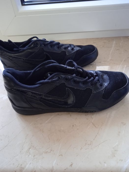 Кросівки nike розмір 36