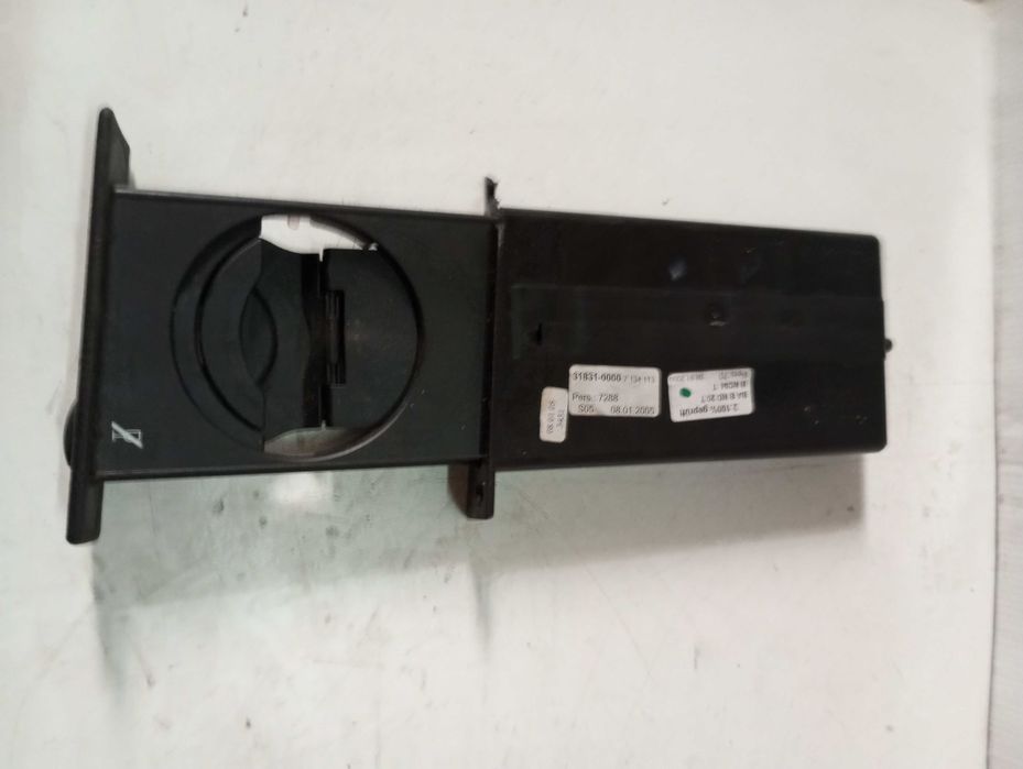 Pousa Copos / Porta-Copos BMW Série 5 (E60 / E61)