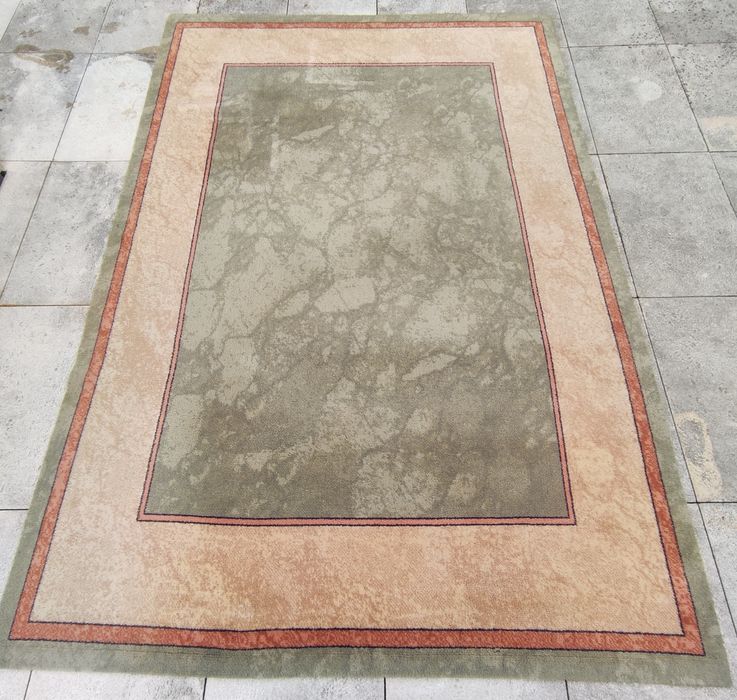 Linda carpete, para sala, em tom de verde seco e coral (1,70*2,40]