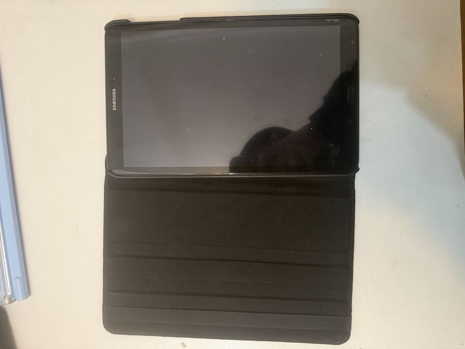 Samsung tab A 10.1 (2016)