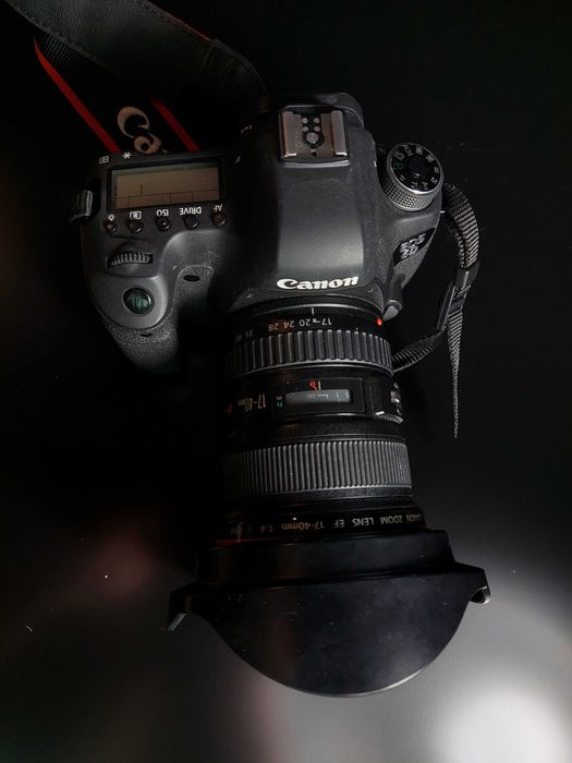 Canon EOS 6D z obiektywem canon fm 17_40 mm usm