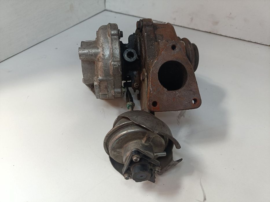 Turbo / compressor PEUGEOT 407 (6D_)