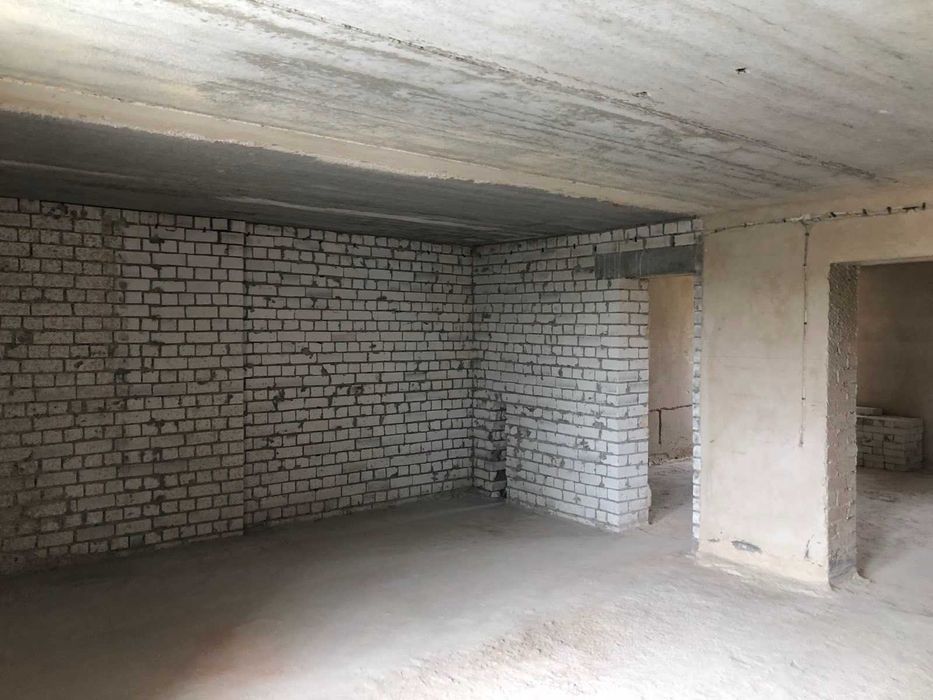 Продам дворівневу квартиру на Масанах