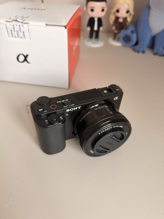 Продам Sony ZV-E10