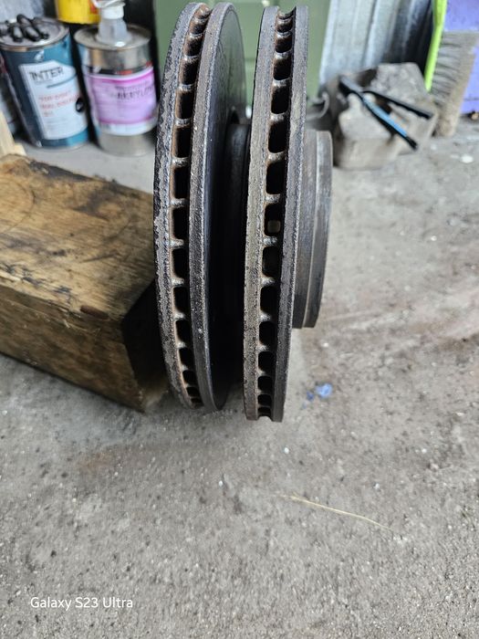 Тормозные диски , гальмівні диски, Passat B5, 1.9 tdi, рестайл