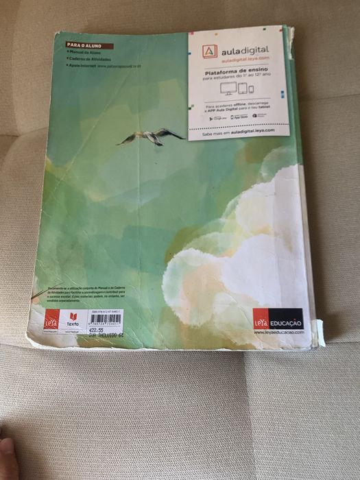 Vendo livro de portugues de 6 ano