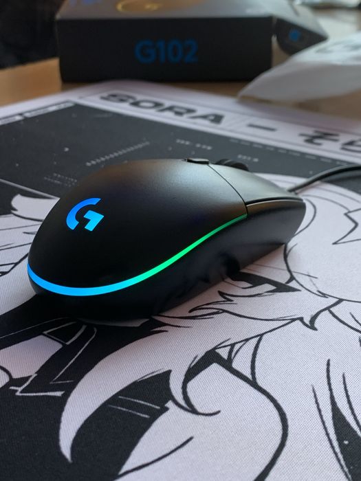 Мишка Logitech G102 LightSync
