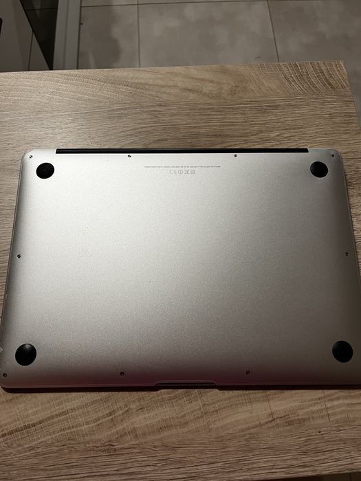 MacBook Air 13” (Early 2014) – sprawny