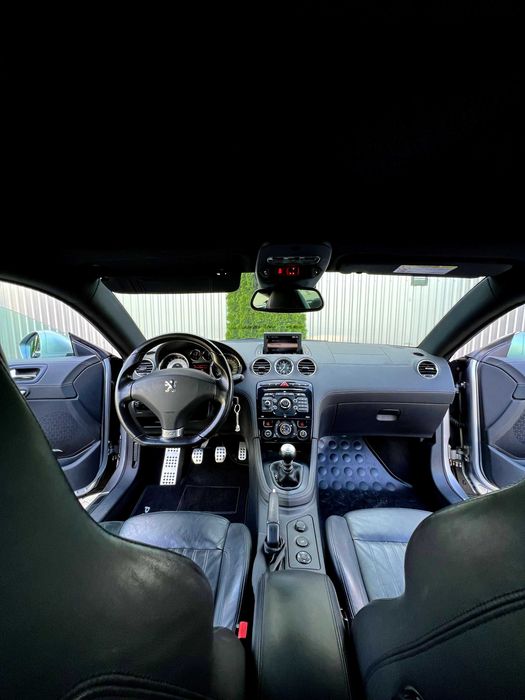Peugeot RCZ 2012