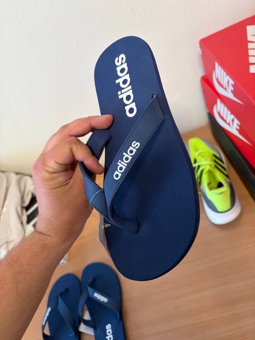 Новые ОРИГИНАЛ оригінал тапочки вьетнамки Adidas адидас Essential Flop