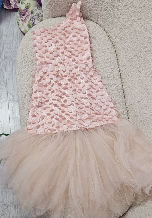 Сукня нарядна для дівчинки 146 -152 см