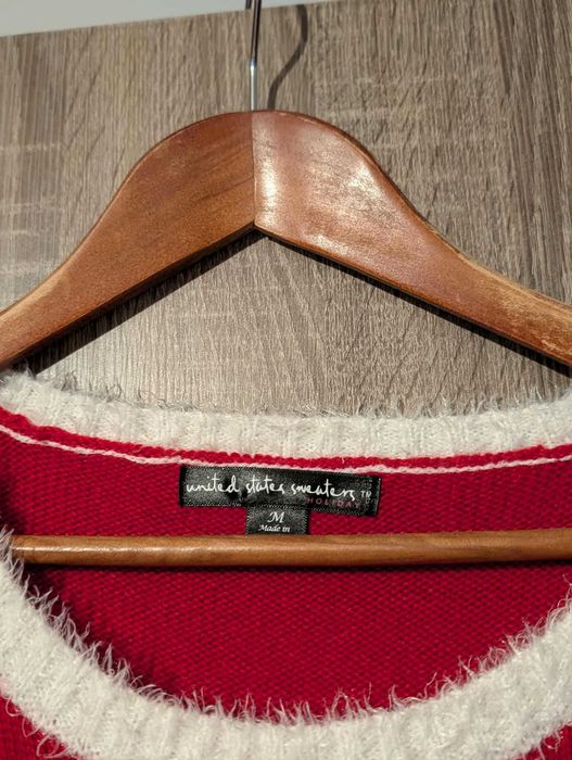 Sweter świąteczny United States Sweaters M cekiny choinka żyrafa