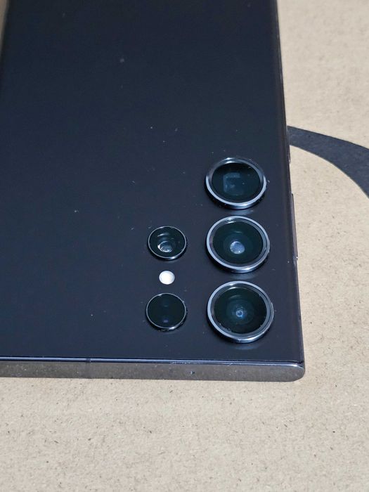 Samsung S23 Ultra 512gb. Muito bom