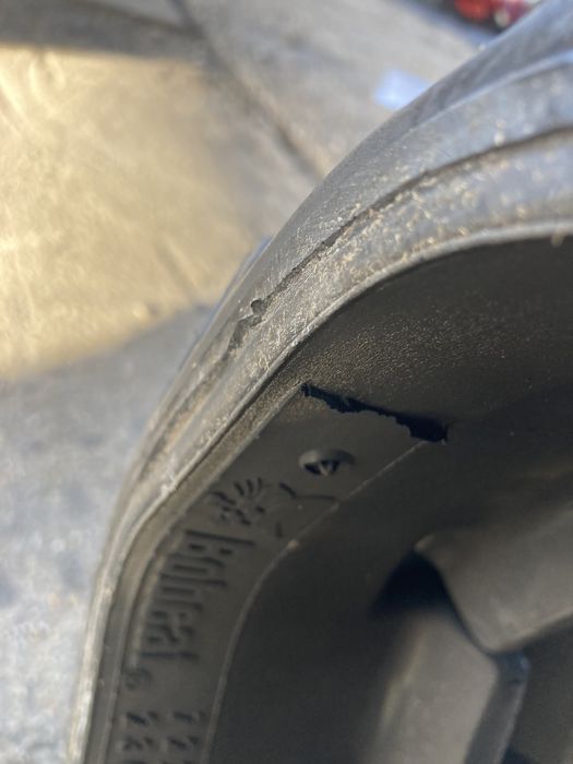 Gąsienice 230x36x96 Bridgestone Nowe