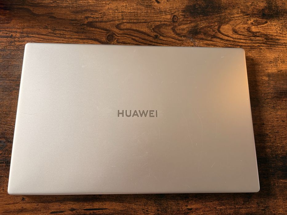 Laptop Huawei Matebook D15