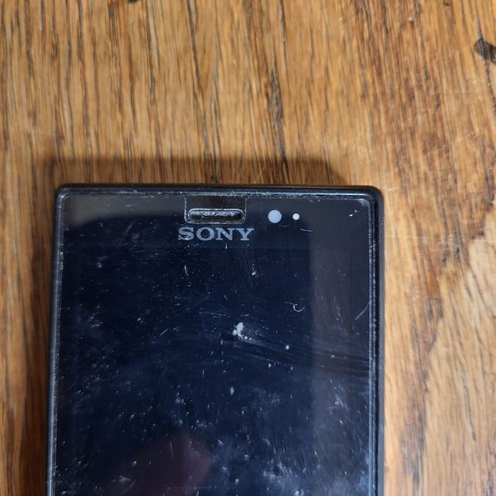 Stara telefon Sony Xperia MT27i ¹⁹³