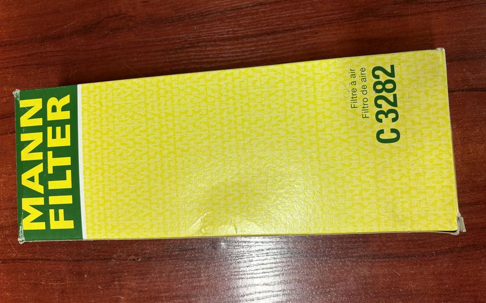 Filtr powietrza MANN C3282 Citreon Peugeot Suzuki