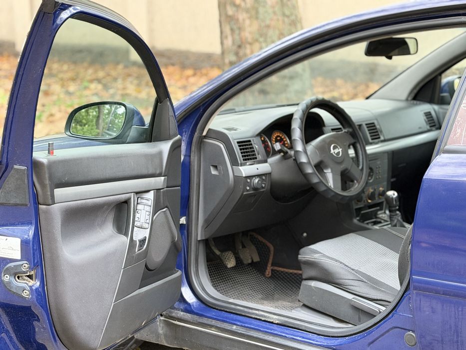 Opel Vectra  2.0 TDI !