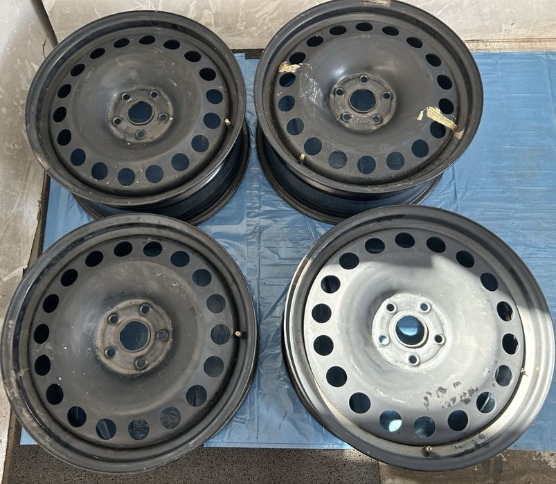 Felgi stalowe Volkswagen R 18 5x112 otwór 57,1 Oryginał Bardzo Ładne