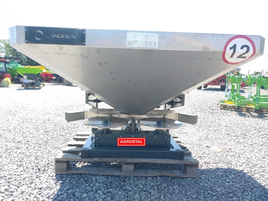 Rozsiewacz polowy dwutarczowy Langren RS-600 plandeka AGROSTAL