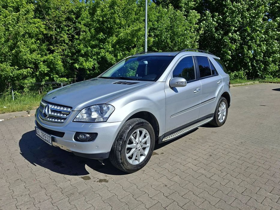 Mercedes-Benz ML bardzo ładny, mały przebieg, automat, 4x4, airmatic, półskóry, navi