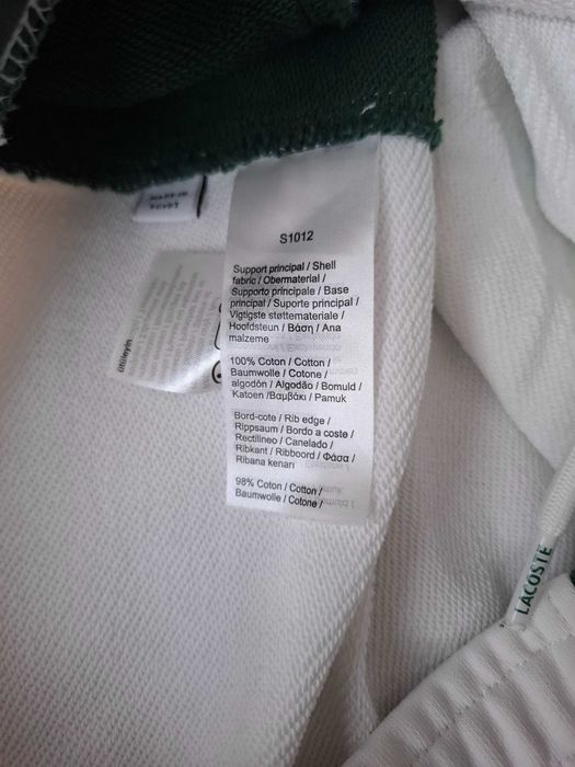 Spodnie joggery lacoste