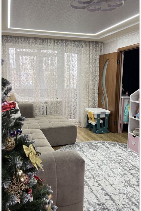 Продаж 4-х кімнатної квартири