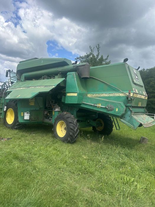 Комбайн John Deere 2066