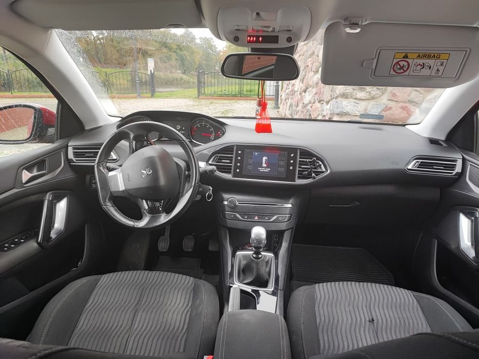 Peugeot 308! 1.6 benzyna 125km! 2013r! 154tys km!