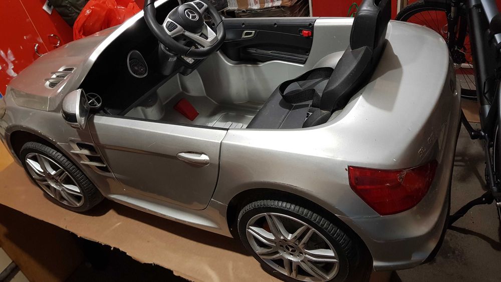 Samochód dla dzieci Mercedes