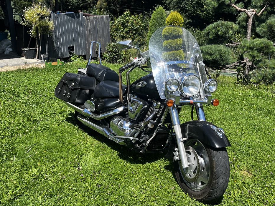 Suzuki Intruder
