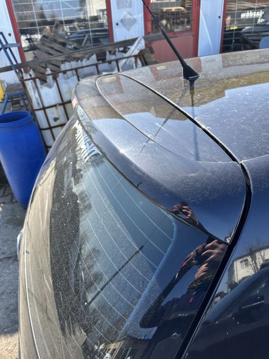 Klapa Golf V Gti Lotka Spoiler LC9Z Klapa tył Golf 5