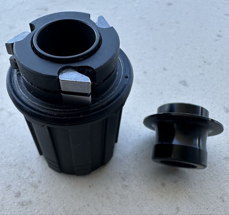 Bębenek rowerowy (wolnobieg) Shimano HG11 FH-512