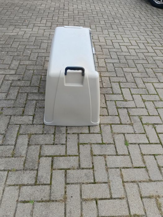 Sprzedam transporter dla zwierząt.