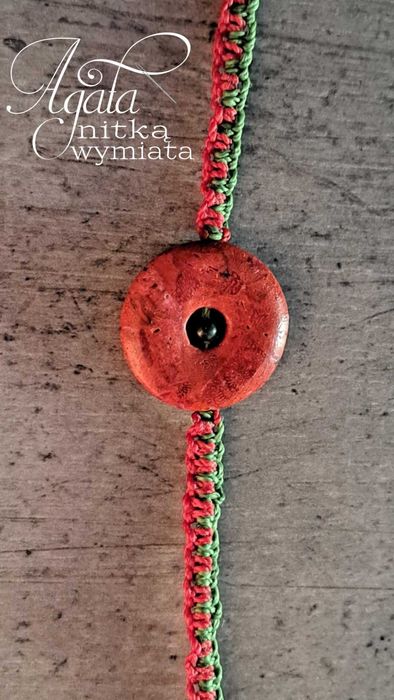 Bransoletka z koralem gąbczastym