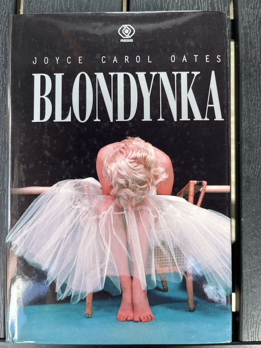 Joyce Carol Oates Blondynka